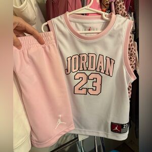Jordan 23 Kids' Set in Pink and White